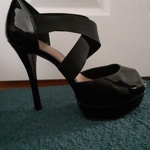 Jessica Simpson Platform Heels size 9.5